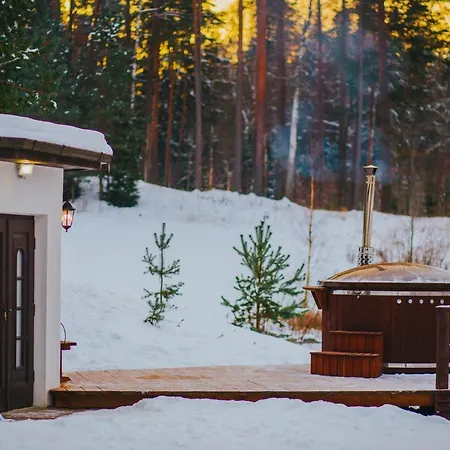Cozy Nature Getaway Livi